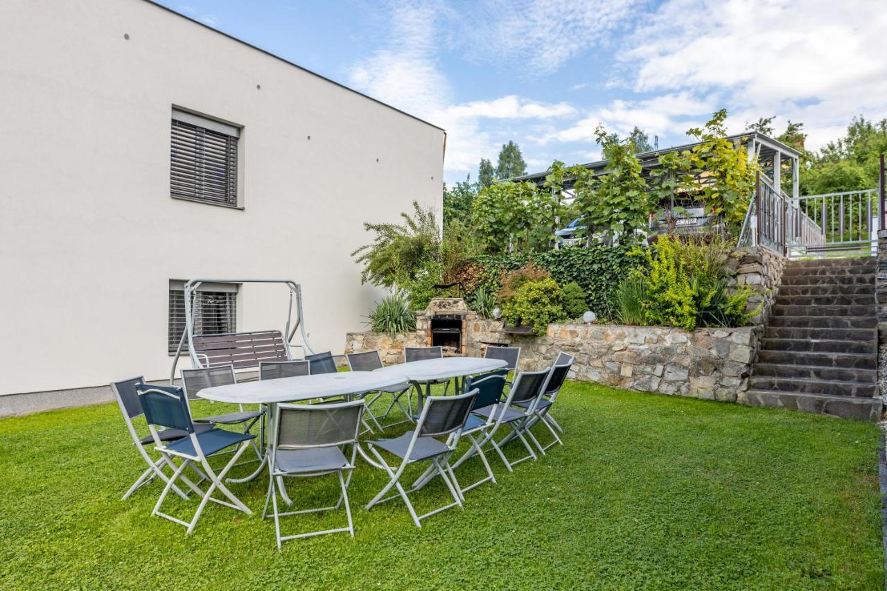 Ubytovani Bezchlebovi Hotel Cesky Krumlov Exterior photo